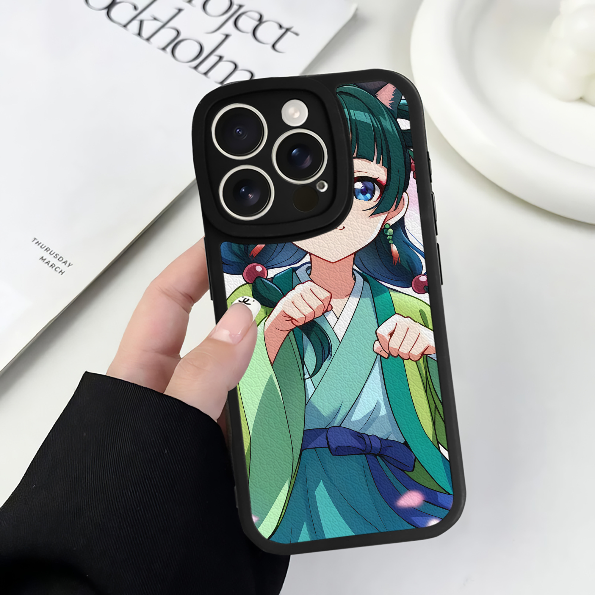 （画像用） 薬屋のひとりごと The Apothecary Diaries 【iPhone 16シリーズ対応】シリコンスマホケース（レザー調） 材質：シリコン
